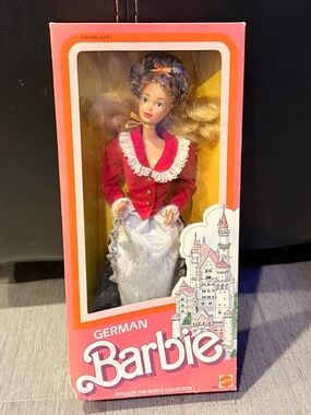 Vintage 1986 1st Ed. Mattel WEST GERMANY BARBIE Dolls of the World 3188 NIB DOTW